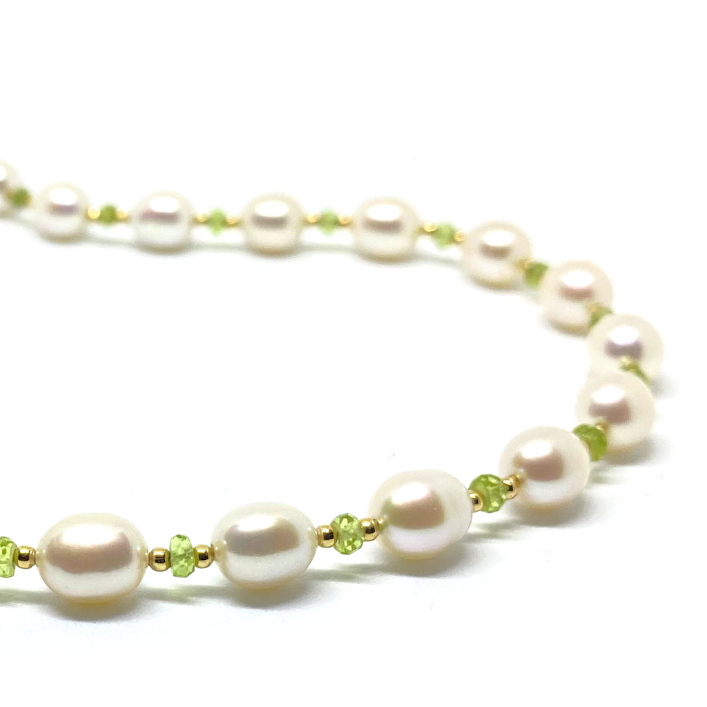 Pearl & Peridot<BR/>Yellow Gold Necklace