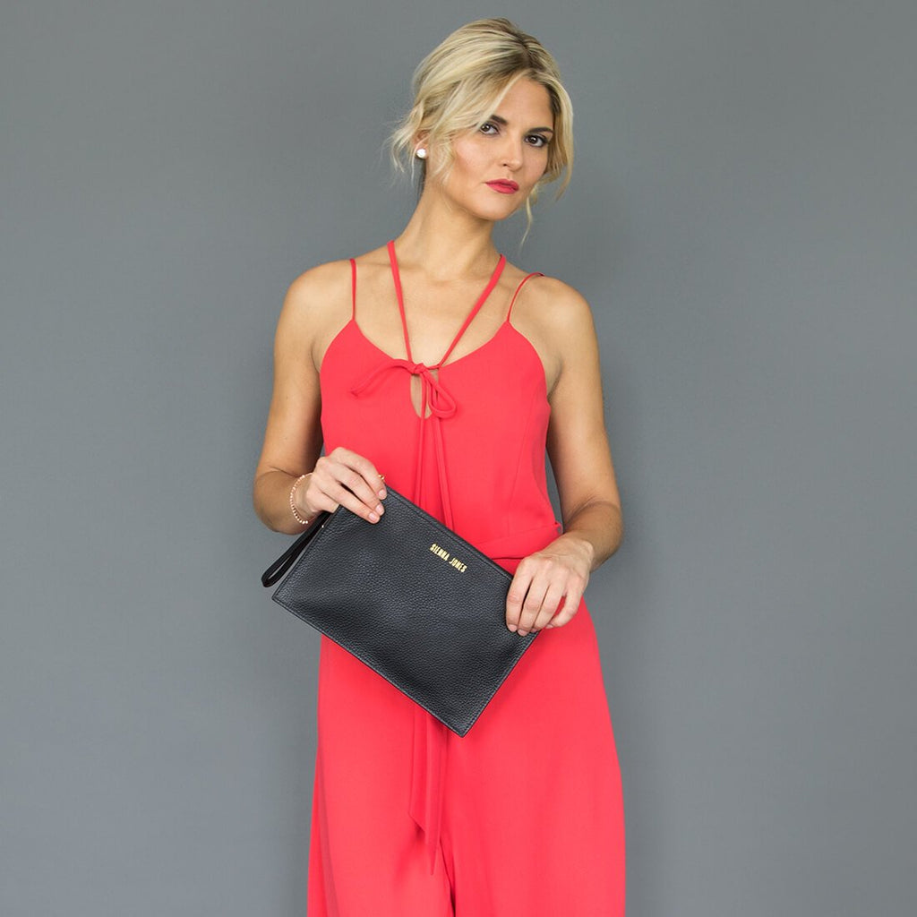 The Classic Pouch - Black